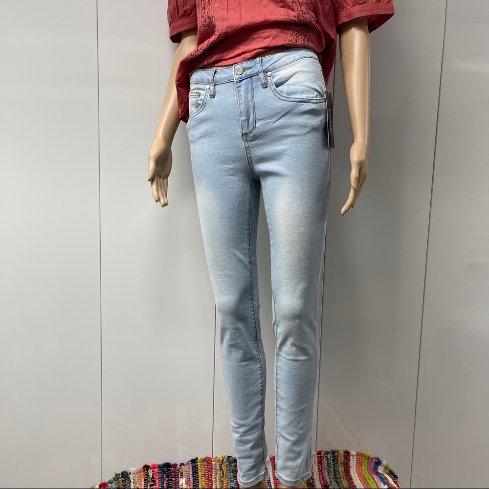 BEBE RHINESTONE SKINNY JEANS